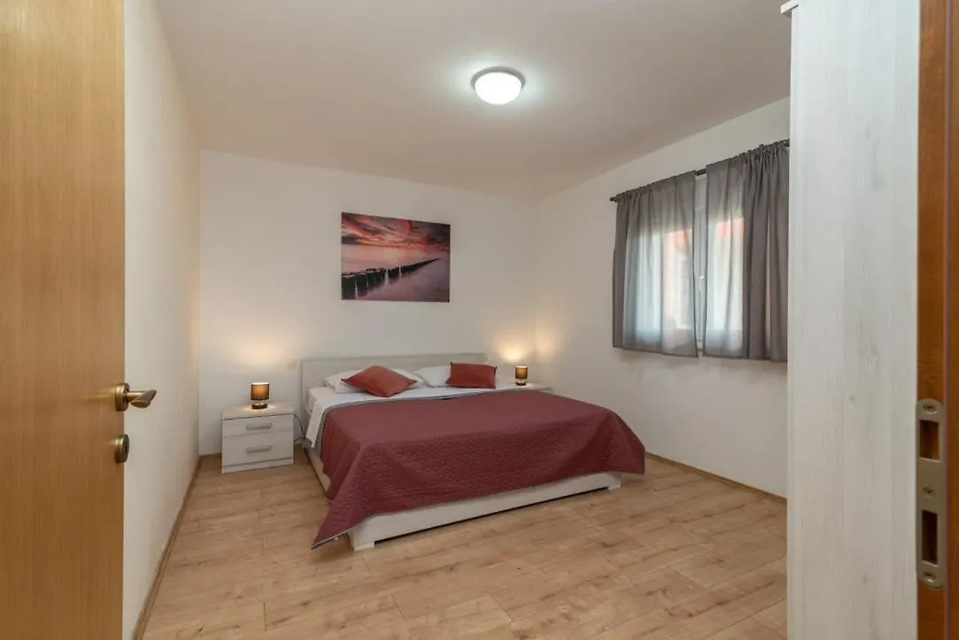 Apartmani Grga Trogir