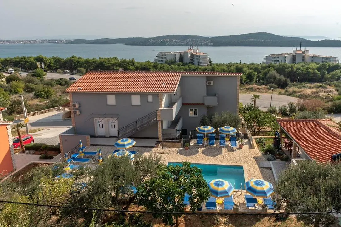 Apartment Apartmani Grga Trogir Croatia